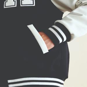 Nouveau design vestes universitaires en toile à la mode patchs en chenille Letterman College Bomber Baseball hommes respirant hiver OEM - Product Image 5