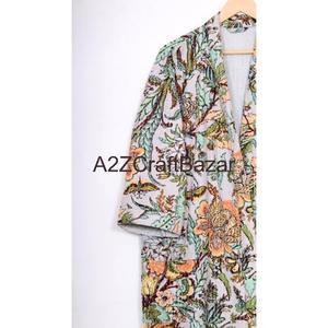 Robe kimono courte vintage faite à la main en coton 100% avec motif floral luxueux, veste indienne en coton matelassé, veste d'hiver douce, veste de nuit d'automne - Product Image 3