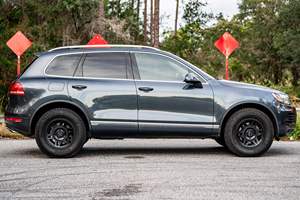 Volkswagen Touareg TDI Executive 2013 Usado, Sin Reserva, Turbodiésel V6, Tracción en las Cuatro Ruedas, Altamente Equipado, de Propietario del Sur - Product Image 2