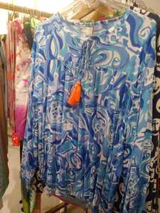 Vintage vert rose Ikat imprimé tunique motif léopard à manches longues Boho haut décontracté été Resort porter avant Logo gland cravate détail - Product Image 3