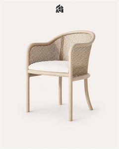 Silla de Comedor Zelvaria Hecha a Mano en Madera de Teca, Madera Sólida Ecológica, Muebles Modernos de Estilo Transicional para Comedor - Product Image 1