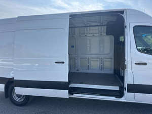 Occasion 2023 Me-rce-des-Be-nz Spri-nter 2500 - Product Image 3