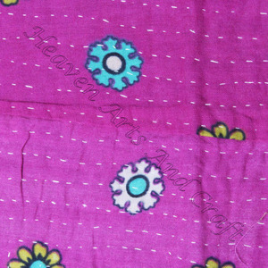 Antique <b>Kantha</b> <b>Quilts</b> Indian Reversible Hand Stitched Heavy Throw Old Sari Blanket Patch Work Heavy 3 to 7 Layer <b>Kantha</b> <b>Quilt</b> - Product Image 4