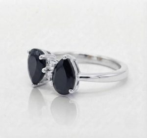 Bague pour femme en onyx noir double poire, argent sterling, sertie de diamants, plaqué rhodium, idéale pour fiançailles et soirées romantiques - Product Image 2