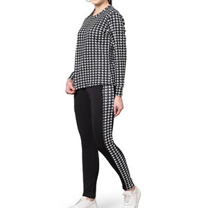 Survêtement pour femmes fabriqué au Pakistan, très vendu, nouveau design tendance, 100% coton, couleur unie - Product Image 2