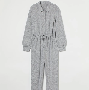 ชุดคลุมผ้าซาตินไหมพิมพ์โลโก้ตามสั่ง คอวี แขนยาว ช่วงเอวยางยืด สำหรับเพื่อนเจ้าสาว ชุดนอน ชุดสปา ชุดเสริมความงาม - Product Image 1