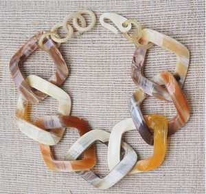 MN EXPORTS Collier ras du cou artisanal en corne de vache naturelle, design cœur vintage, chaîne à maillons, bijoux pour femmes, MNE-438 Uttar - Product Image 5