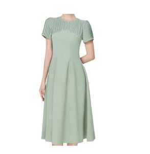 ชุดเดรสค็อกเทลสีธรรมชาติสำหรับสุภาพสตรีทำงาน ผลิตจากโพลีเอสเตอร์ 100% ทนทาน ต่อต้านริ้วรอย เป็นมิตรกับสิ่งแวดล้อม สั่งซื้อจำนวนมาก สีและขนาดตามสั่ง - Product Image 1