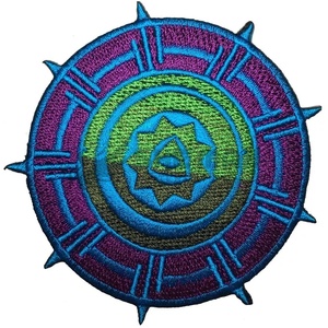 Insignias bordadas con logotipo personalizado al por mayor, nuevo diseño bordado a mano, insignias de tela para planchar, precio de fábrica OEM disponible - Product Image 1