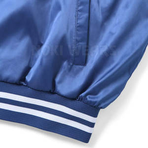 Chaqueta de invierno con letras de satén de último diseño de gran tamaño Chaqueta con letras de satén personalizada de bajo precio - Product Image 6