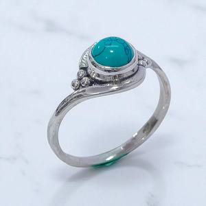 Bague en forme de feuille avec une pierre de lune, cadeau parfait pour elle. - Product Image 2
