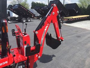 2023 Mas-sey FER-guson GC1723EB - Product Image 3