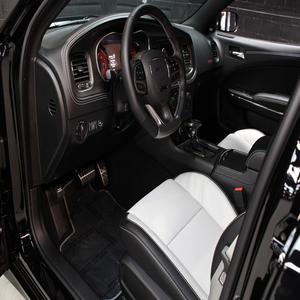 Dodge Charger SRT Hellcat Widebody 2023, el Más Vendido, con Paquete de Tecnología Jailbreak, Motor HEMI V8 Supercargado de 6.2L, 807hp, 707ft - Product Image 4