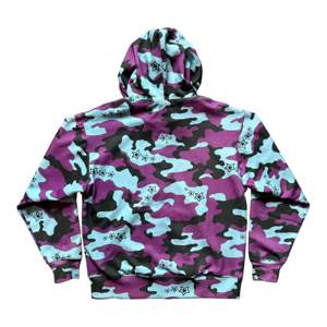 Vente en gros de sweat à capuche zippé camouflage pour hommes, à la mode et pratique, idéal pour la chasse, la randonnée et les tenues décontractées - Product Image 3