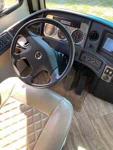 Excelente RV Usado 2019 Fleetwood Pace Arrow 36U de Alto Rendimiento Disponible para la Venta - Product Image 5