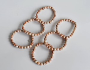 Bracelet de méditation en jaspe rouge poli de 8 mm, perles rondes, couleur rouge naturelle, vente en gros - Product Image 6