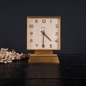 Horloge de table en métal personnalisable de haute qualité ajoute une touche professionnelle aux salles de réunion et aux bureaux, arrivée incroyable - Product Image 5