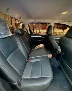 Toyota Hilux 2020 Usada con Todas las Opciones - Product Image 3