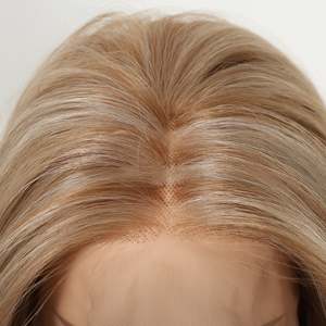 Kiki C- Perruque synthétique sans colle pour femme, Lace Front 134, mi-longue, coupe dégradée, lisse, blond pâle, avec frange courte, NOUVEAU ! - Product Image 3