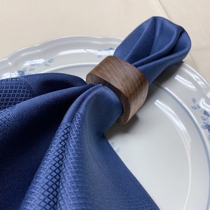 Ventes directes d'usine en gros rond de serviette en résine à base d'acrylique fournitures de vaisselle d'hôtel rond de serviette accessoires d'anneau de serviette - Product Image 6