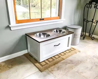 Station d'alimentation pliable pour chien en bois écologique moderne à 2 bols avec tiroir et distributeurs automatiques par Crescent Crafts