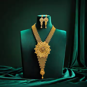 Boucles d'oreilles collier sur mesure OEM serties de boucles d'oreilles collier tendance plaqué or 22 carats à vendre par les exportateurs - Product Image 1