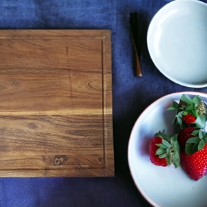 Tablas de cortar rectangulares de madera de acacia maciza ecológicas de lujo modernas, tablas de charcutería con ranura para jugo para carne aptas para alimentos - Product Image 2
