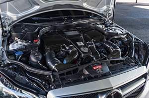 Mercedes-Benz E63 S AMG Sedán 2014 Usado, Verificado por Dyno, 582hp, V8 Biturbo, Tracción Total, Color Plata Iridium Metálico - Product Image 6