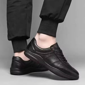 Zapatos Casuales de Último Diseño al por Mayor, Logotipo Personalizado, Suela Suave, Cómodas Zapatillas Deportivas para Mujer - Product Image 4