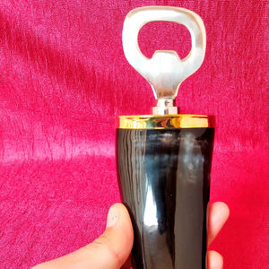 Abridor de Botellas Vintage con Mango de Cuerno de Búfalo, Herramienta de Cocina Única Hecha a Mano, Sacacorchos y Abridores, Regalo de Inauguración de Casa - Product Image 1