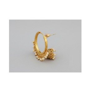 Diseño de lujo y pendientes de gran tamaño con Golden Jhumke para declaraciones de moda audaces y glamour nocturno a un precio razonable - Product Image 3