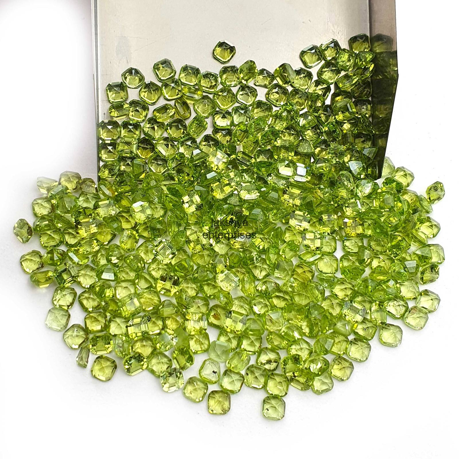 สีเขียว