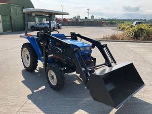จัดส่งฟรี TA247F รถแทรกเตอร์ขนาดเล็ก 24 แรงม้า ขับเคลื่อน 4 ล้อ พร้อมที่ตักด้านหน้าใหม่ เครื่องยนต์ดีเซล 3 สูบ 1.4 ลิตร ระบบชักลาก 16F/16R พวงมาลัยเพาเวอร์ ยกน้ำหนักได้ 300 กก.+ - Product Image 5