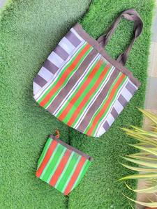 Sacs de plage recyclés en nylon avec pochette à cosmétiques tissé à rayures fait à la main fabricant et fournisseur de sacs uniques traditionnels indiens - Product Image 2