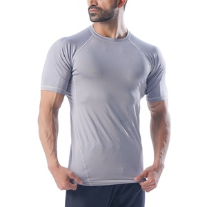 Chemise de compression personnalisée pour hommes vente en gros Chemise d'entraînement physique à séchage rapide pour hommes Chemise de compression pour spandex de course à pied pour hommes - Product Image 1