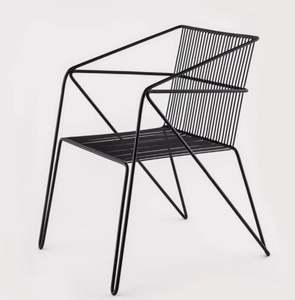 Trending Último diseño Mejor venta Silla hecha de hierro con recubrimiento de polvo negro Muebles de hierro decorativos para el hogar hechos a mano para la venta - Product Image 1