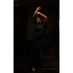 Robe de soirée élégante en vert foncé à volants, robe longue à manches longues pour femmes, tenue de soirée au meilleur prix - Product Image 6