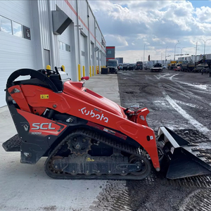Chargeuse compacte sur chenilles Kubota SCL1000 d'occasion, diesel, pour travaux agricoles et de construction - Product Image 4