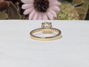 Anillo de Compromiso Cristiano con Moissanita Redonda de 1.50 Ct, Oro Amarillo Sólido de 14K, Regalo de Lujo para Boda o Fiesta, para Mujer - Product Image 3