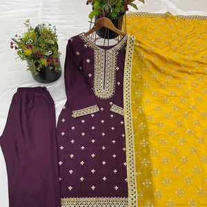 Traje DE TRABAJO DE BODA DE diseñador pesado Top y pantalón Chinon Seda Secuencia Bordado Top con pantalón y bordado y borde de encaje Dupatta - Product Image 1