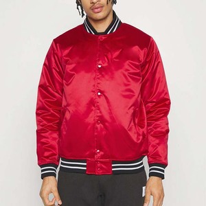 Blouson Bomber en Toile Matelassée à Prix de Gros avec Faible MOQ, Blousons de Vol Varsity, Impression de Lettres sur le Devant et le Dos, Couleur Personnalisée - Product Image 1