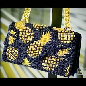 Bandolera bordada de algodón suave con correa larga - Product Image 1