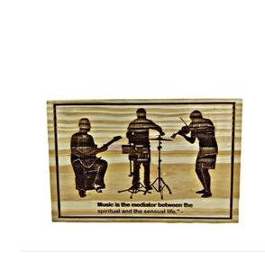 Urne funéraire en bois pour amoureux de la musique avec gravure 250 cubique dans une maison funéraire Urnes funéraires pour homme pour papa femme - Product Image 1