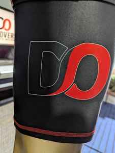 Sweat à capuche de compression d'entraînement personnalisé pour hommes 7 contre 7 Maillots de football américain à manches courtes Ajustement parfait pour les vêtements d'équipe - Product Image 5