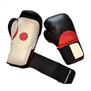 Gants de boxe en cuir respirant de haute qualité pour jeunes, fermeture auto-agrippante, logo personnalisé imprimé, couleur rouge, entraînement MMA, vente en gros - Product Image 4