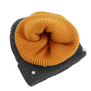 Gorro de Pescador de Invierno de Lujo, Diseño Personalizado de Alta Calidad, Gorro de Punto Y2k con Pedrería y Perlas - Product Image 3