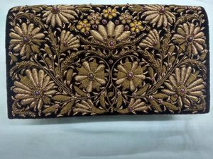 2025 à la mode femmes toile pochette avec fermeture éclair haut mode-avant Zari broderie Semi pierres précieuses perle chaîne perles décoration - Product Image 3