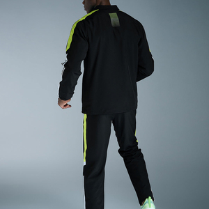 Ensemble 2 pièces de jogging zippé pour l'hiver personnalisé survêtement en polyester et nylon survêtements coupe-vent pour hommes - Product Image 3