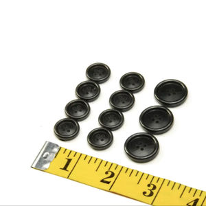 Botón Natural de Cuerno de Búfalo al por Mayor, Acabado en Blanco para Accesorios de Ropa, Alta Calidad - Product Image 1