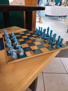 Tablero de Ajedrez de Resina y Madera con Acabado Premium |   Trabajo de Calidad Hecho a Mano |   Suministro al por Mayor - Product Image 2